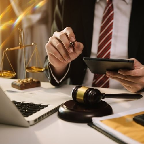 Ticaret ve Şirketler Hukuku